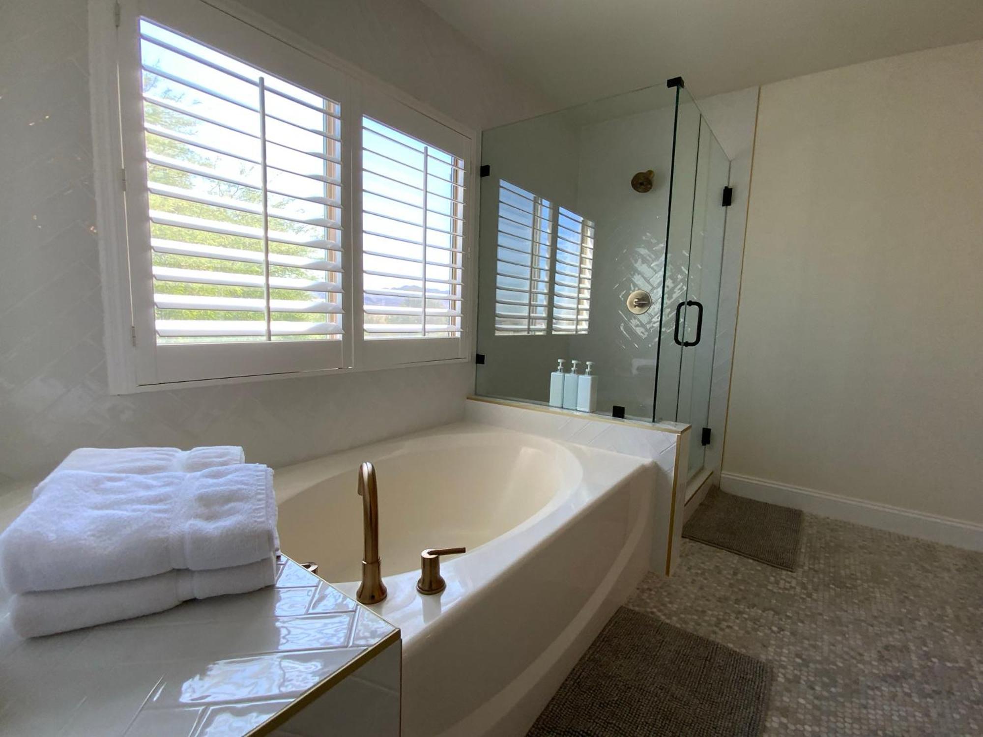Buddha Gem, Central 6 Bed Room Luxury Home With Pool Hot Tub Game Room And Much More Las Vegas Zewnętrze zdjęcie